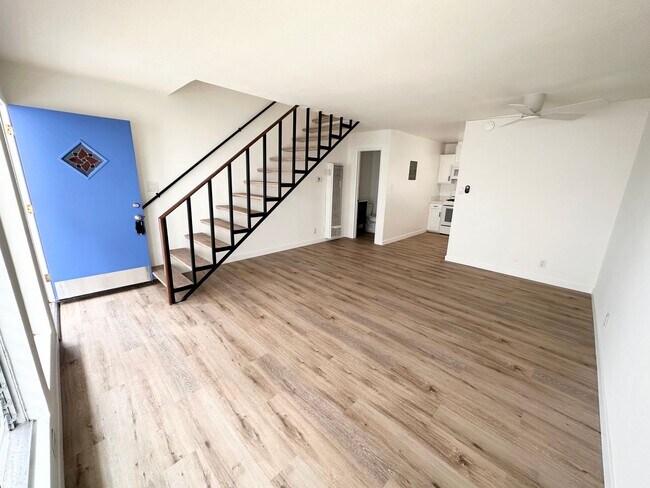 Building Photo - 33802 Castano Dr