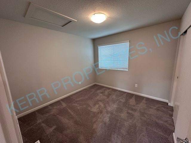 Building Photo - Spacious 3-Bedroom Townhouse with solar power in Happy Valley with 2.5 Bathrooms & 2105 Sq Ft of ...