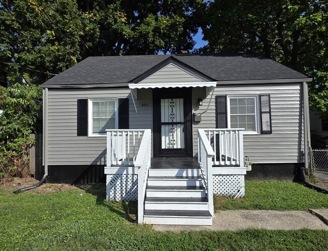 Building Photo - 4015 Valley View Dr