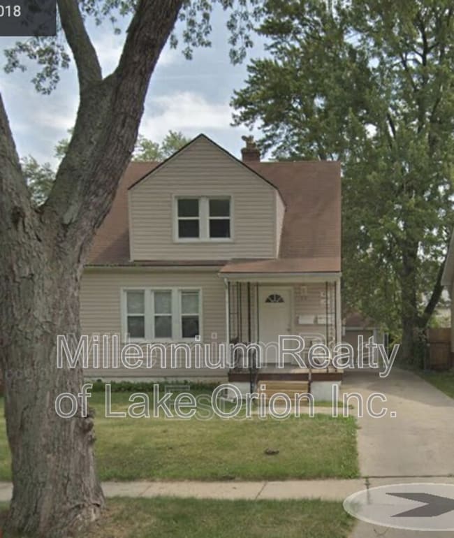 Building Photo - 78 E Fairmount Ave
