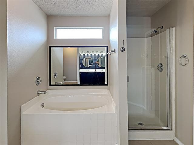 Building Photo - 4050 Hunters Creek Dr
