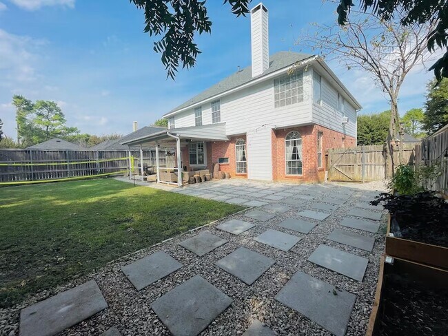 Building Photo - 2106 Hunter Pl Ln