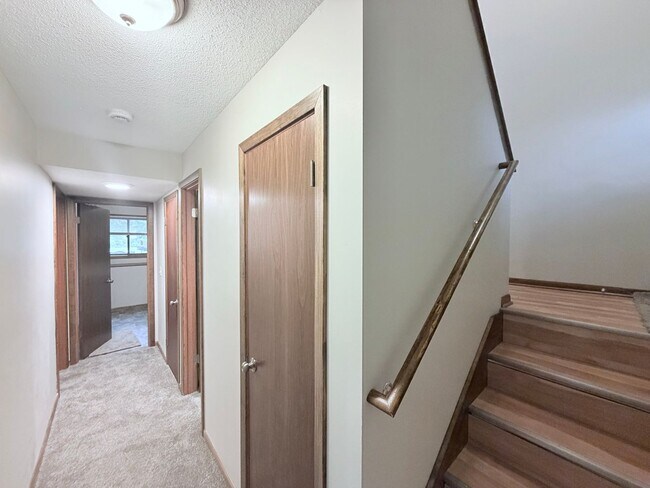 Building Photo - 8820-8822 Griggs Ave