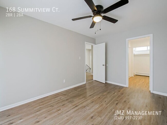 Building Photo - 168 Summit View Ct