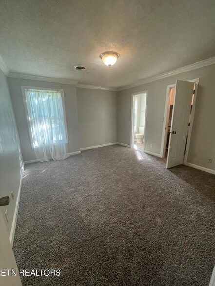 Building Photo - 119 Arcadia Ln