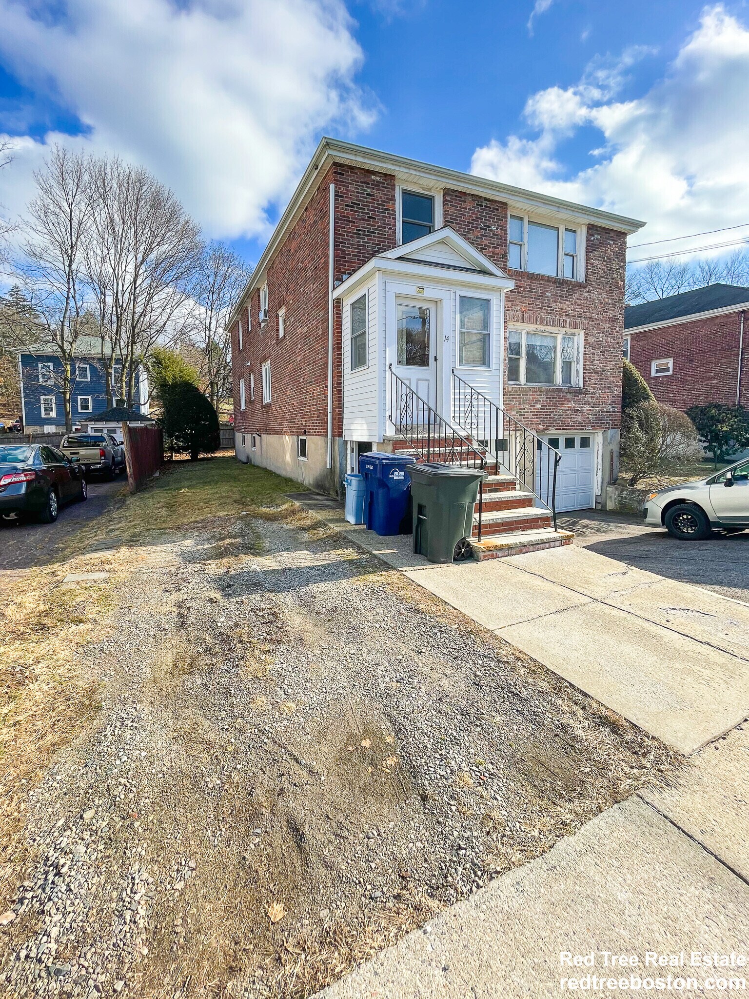 Building Photo - 14 Caltha Rd