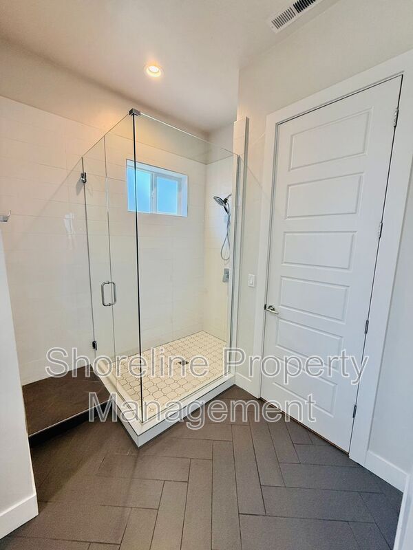 Building Photo - 4014 W Farm View Dr