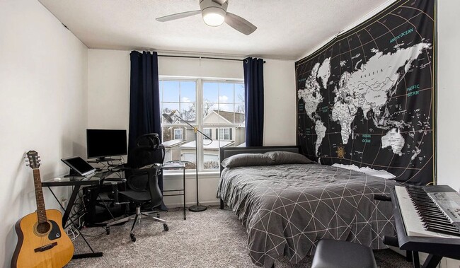 Building Photo - Charming 3-Bedroom End Unit Condo – Prime ...