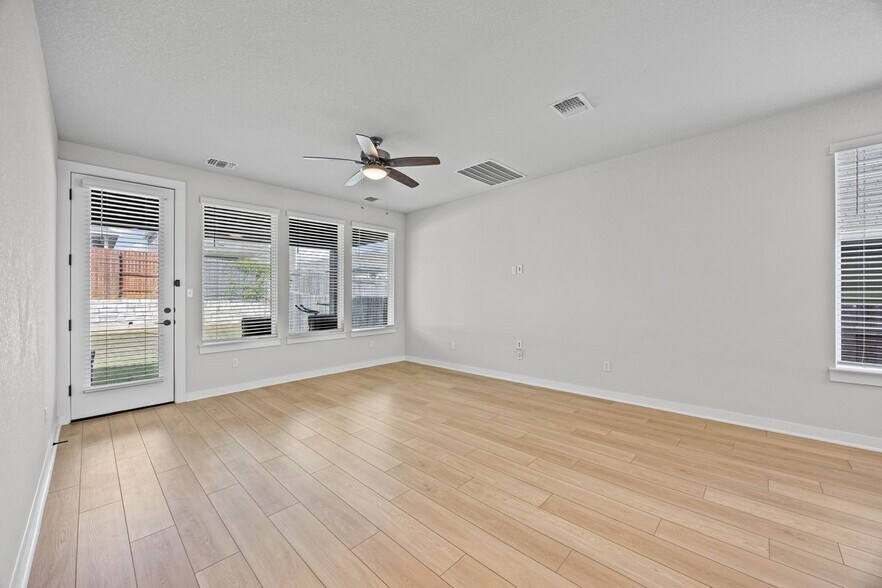 Building Photo - 12702 Autumn Bird Trce