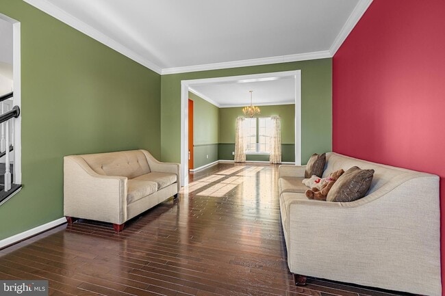 Building Photo - 206 Markham Ct