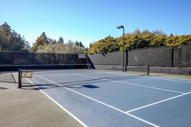 Building Photo - 555 W Middlefield Rd