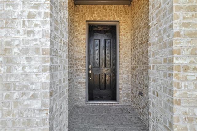 Building Photo - 405 Portina Dr