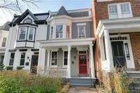 Building Photo - 2411 Kensington Ave