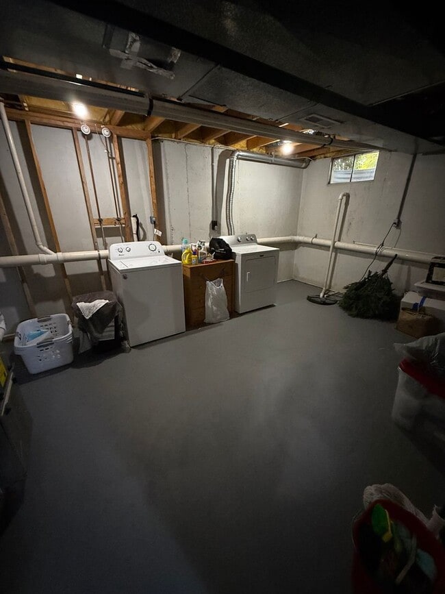 Building Photo - 2 Bed / 1.5 Bath Townhome in Patriot's Ridge