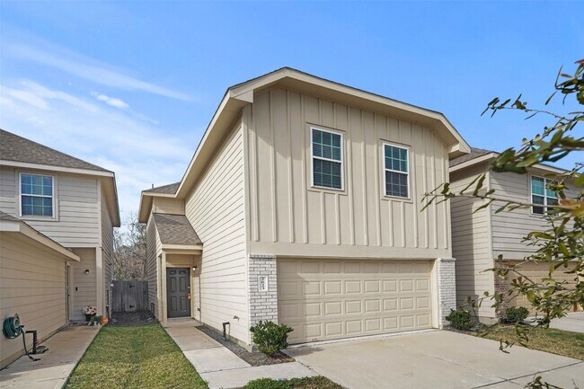 Building Photo - 2623 Bouvardia Wy