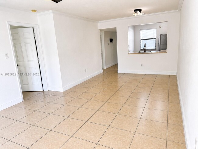 Building Photo - 7668 SW 152nd Ave
