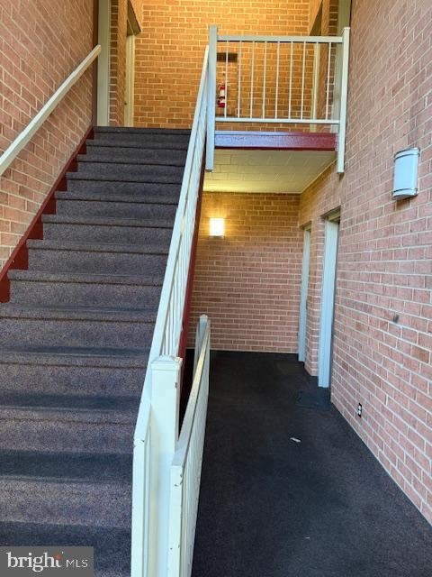 Building Photo - 4251 Americana Dr