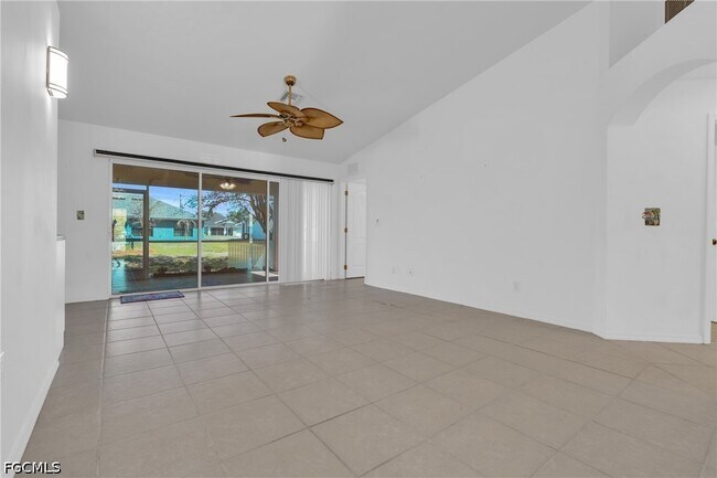 Building Photo - 2610 40th St W