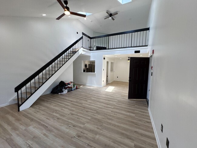 Building Photo - 72304 Delaire Landing Rd