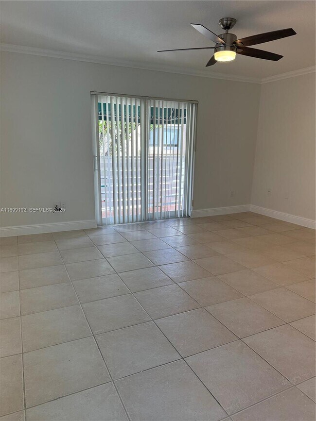 Building Photo - 14362 SW 96th Ln