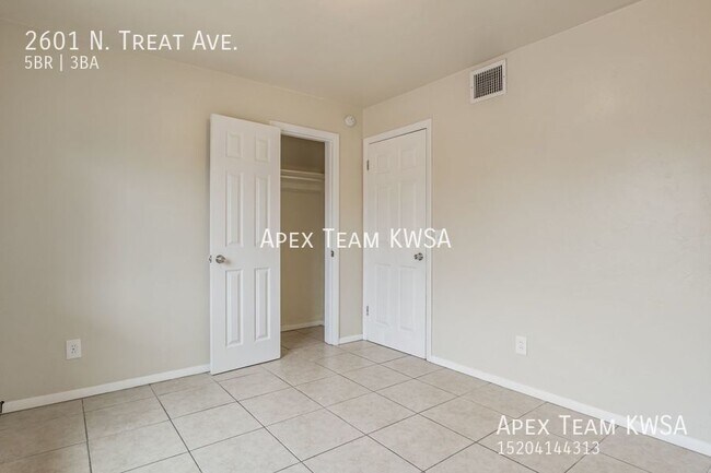 Building Photo - 2601 N Treat Ave
