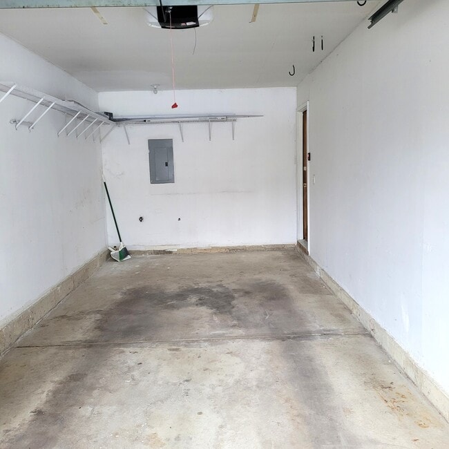 Building Photo - 1934 Heron Ave