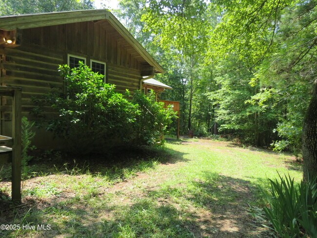 Building Photo - 168 Woodward Ln