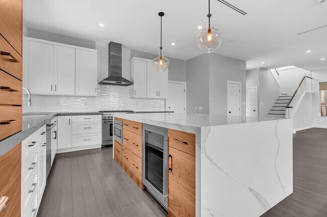 Building Photo - 1 Northern Pine Loop