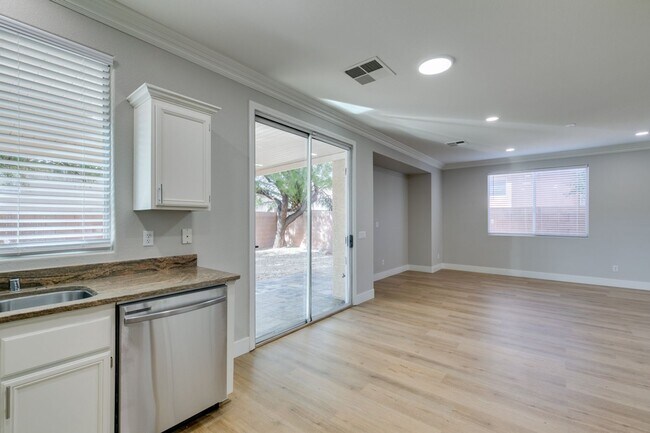 Building Photo - BEAUTIFUL SUMMERLIN 3 BEDROOM UPGRADED!!