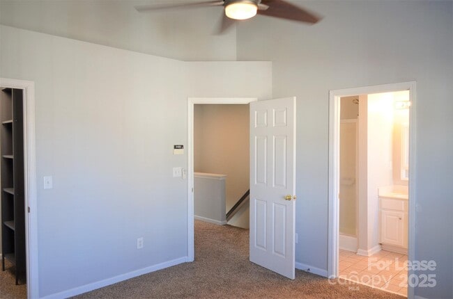 Building Photo - 16217 Peachmont Dr