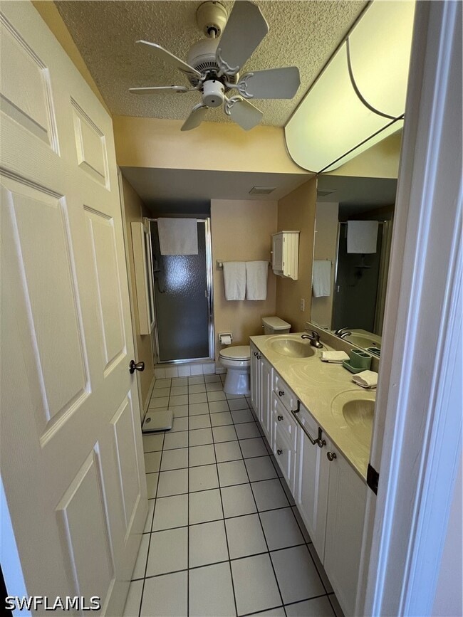 Building Photo - 185 Grand Oaks Way