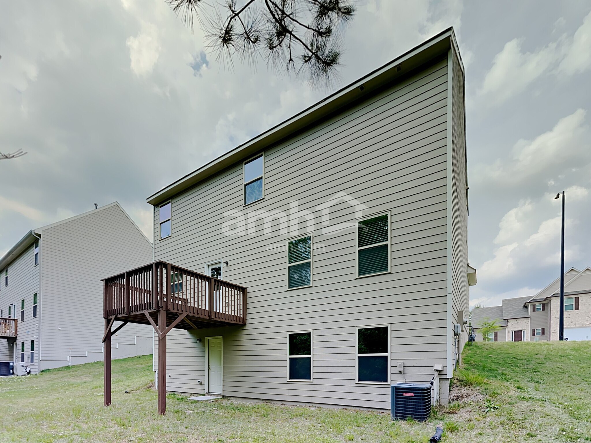 Building Photo - 409 Scotland Dr
