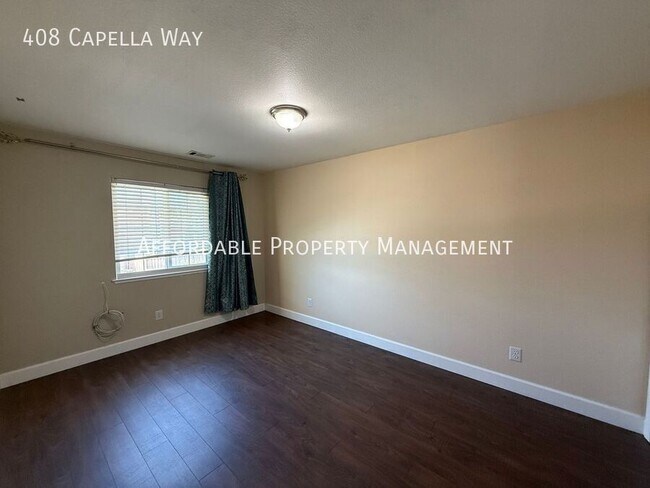 Building Photo - 408 Capella Way