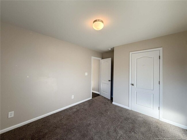 Building Photo - 475 Walters Run Dr