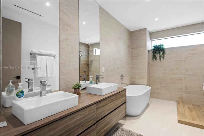 Building Photo - 1881 NE 196th Terrace