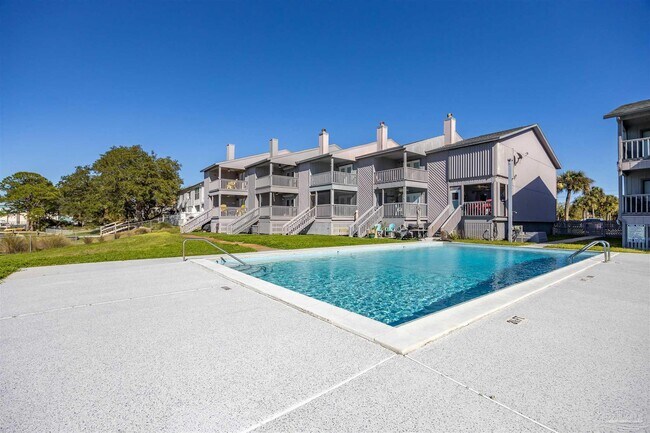 Building Photo - 14180 River Rd