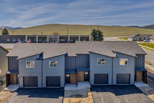 Building Photo - 3375 Crosswind Ct