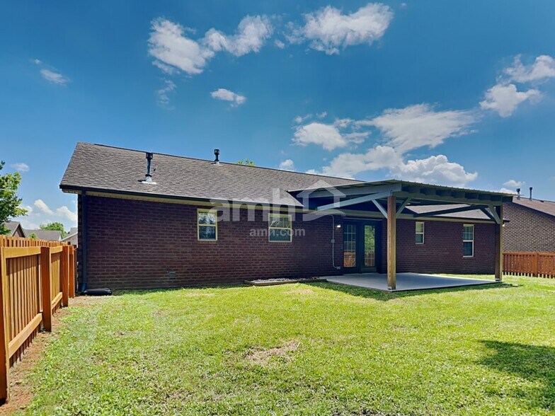 Building Photo - 7648 Applecross Rd