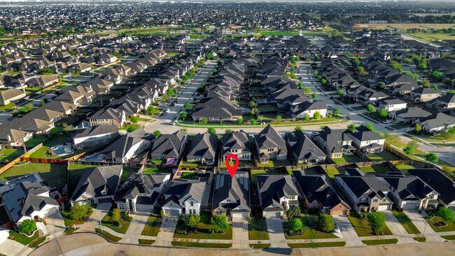 Building Photo - 28634 Monarch Cliffs Dr