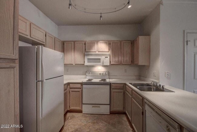 Building Photo - 7009 E Acoma Dr