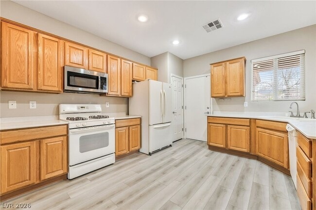 Building Photo - 2522 Evening Twilight Ave