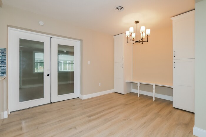 Building Photo - 3950 Bougainville Dr