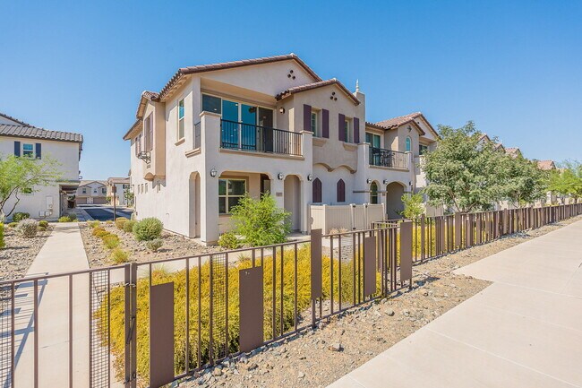 Building Photo - 4641 S Element