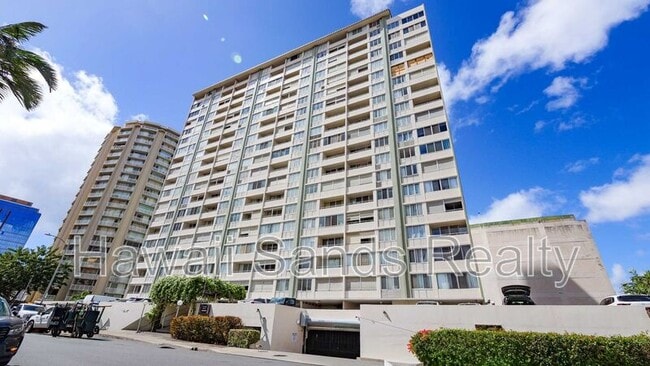 Building Photo - 780 Amana St