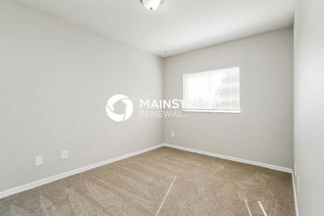 Building Photo - 3 Bedroom Pet-Friendly Home in Fort Myers,...