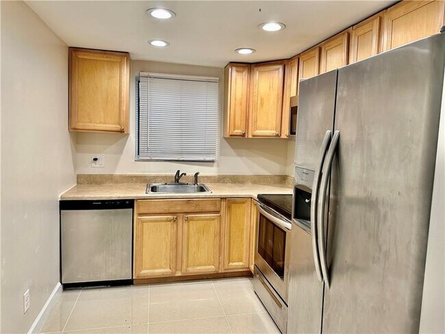 Primary Photo - 1285 S Flagler Ave