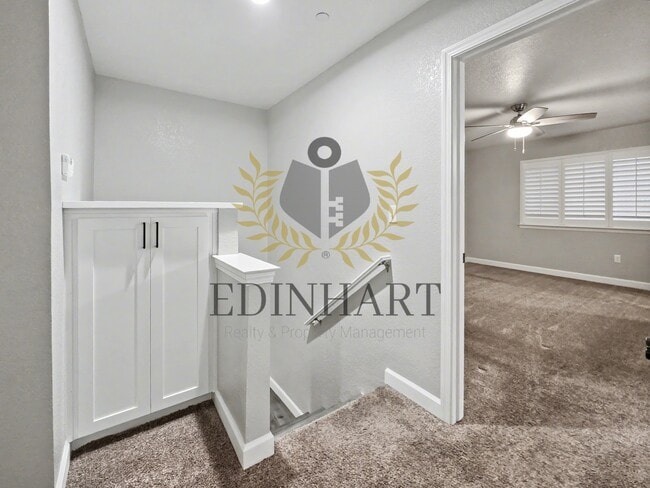 Building Photo - 4885 N Backer Ave