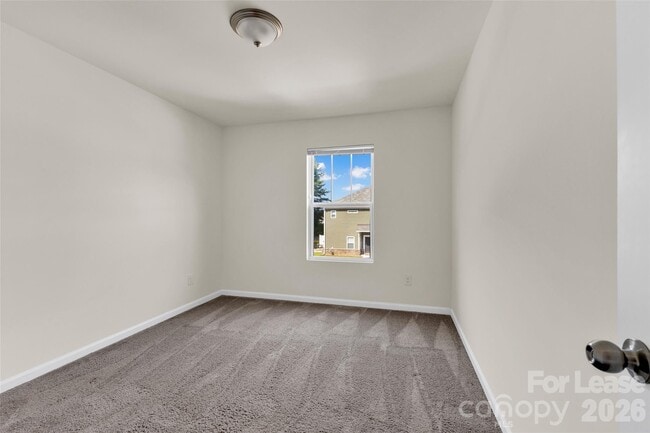 Building Photo - 260 Abington St
