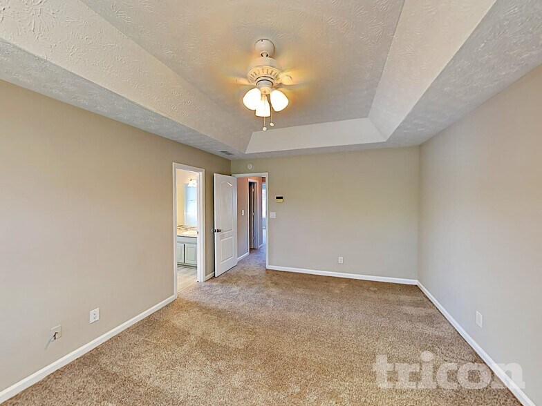 Building Photo - 12310 Riviera Dr