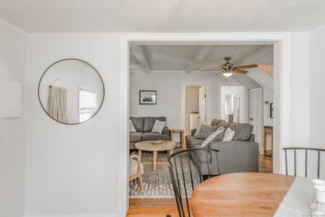 Building Photo - 21 Elsmere Rd